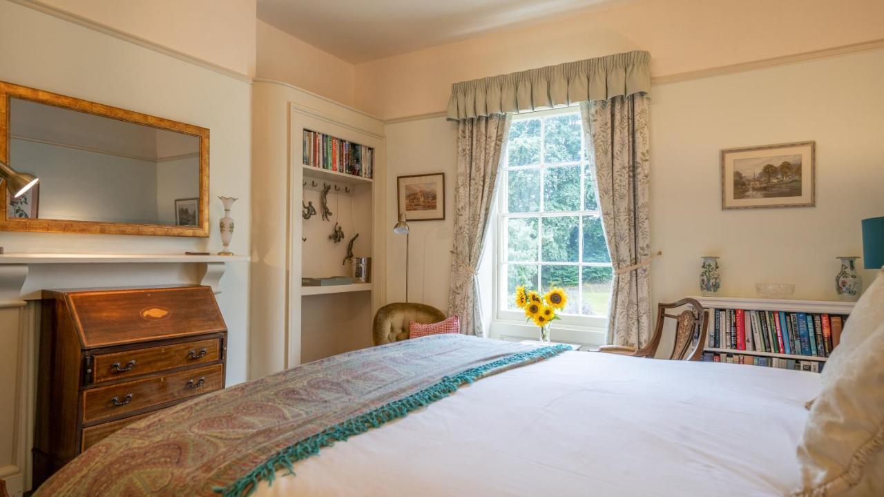 Gilwern Pantybeiliau House Bed & Breakfast المظهر الخارجي الصورة