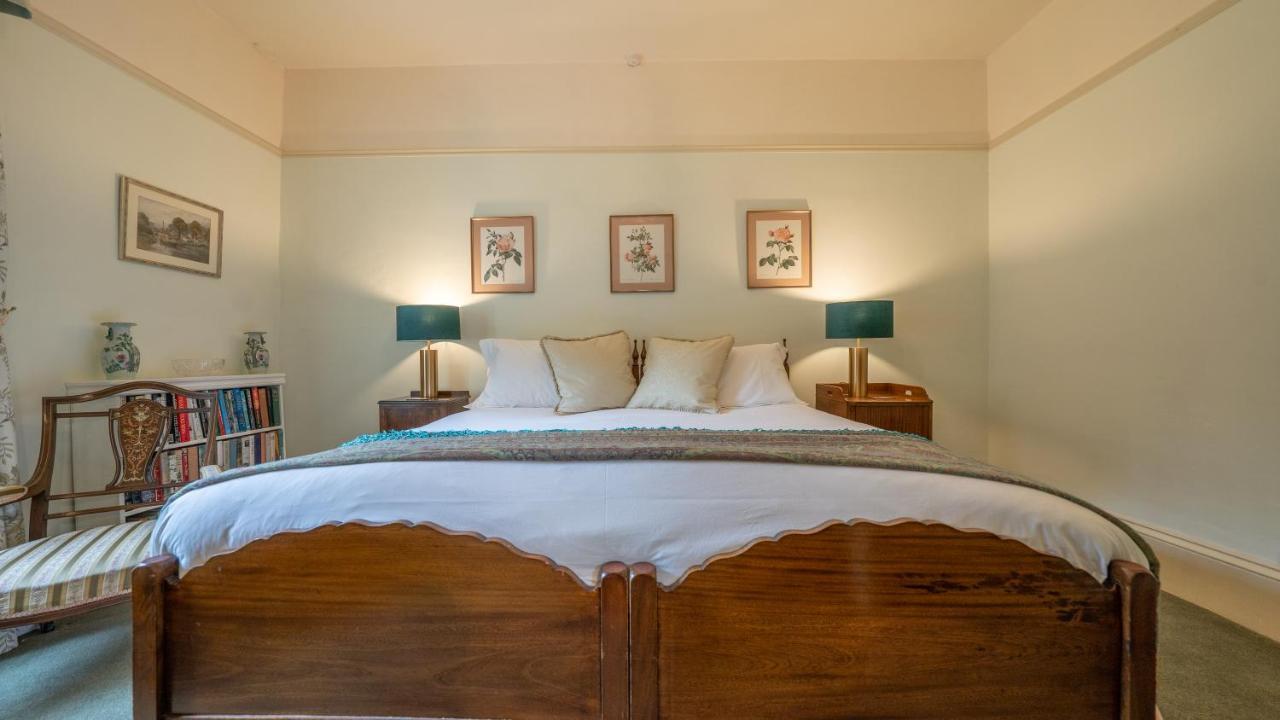 Gilwern Pantybeiliau House Bed & Breakfast المظهر الخارجي الصورة