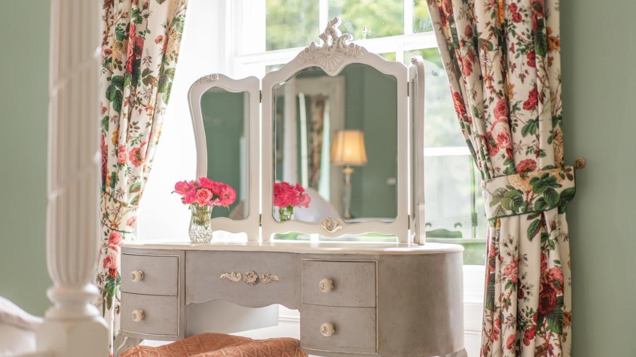 Gilwern Pantybeiliau House Bed & Breakfast المظهر الخارجي الصورة